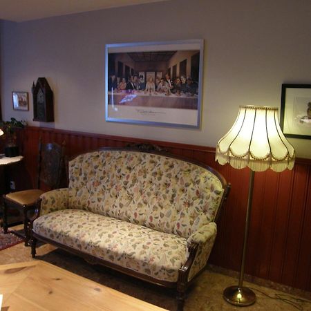Hotel Arkaden Arvika Bagian luar foto