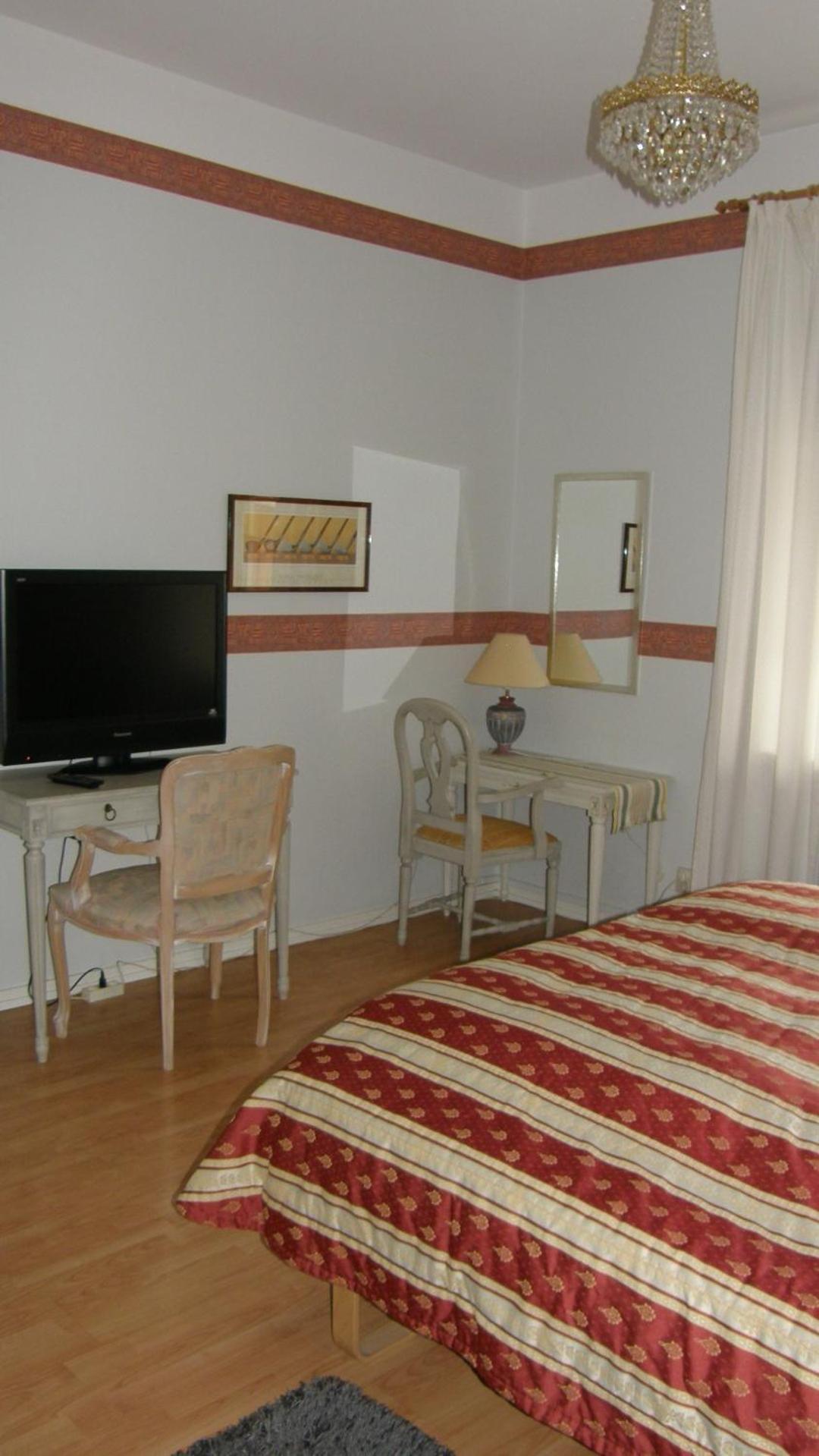 Hotel Arkaden Arvika Bagian luar foto